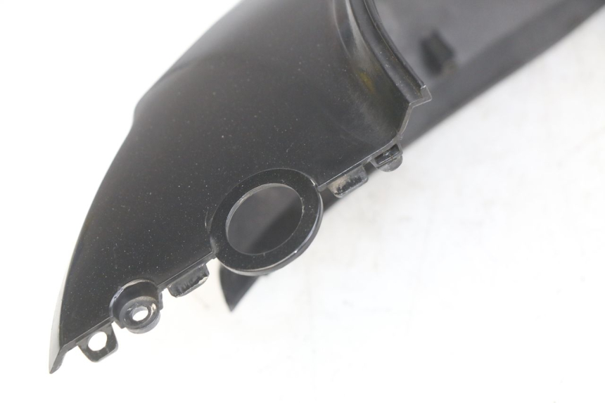 photo de LATERAL TRASEIRO ESQUERDO SYM SYMPHONY 125 (2009 - 2015) - Pontos de fixação
