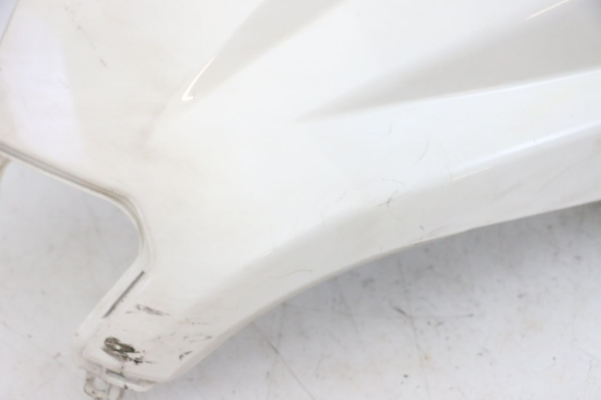 photo de LATERAL TRASEIRO ESQUERDO PEUGEOT TWEET PRO EFI 4T 50 (2021 - 2022) - Zoom do estado de desgaste