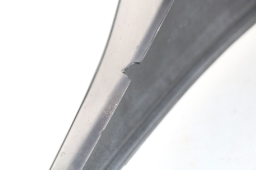 photo de LATERAL TRASEIRO ESQUERDO SUZUKI UC EPICURO 125 (1999 - 2003) - Zoom do estado de desgaste