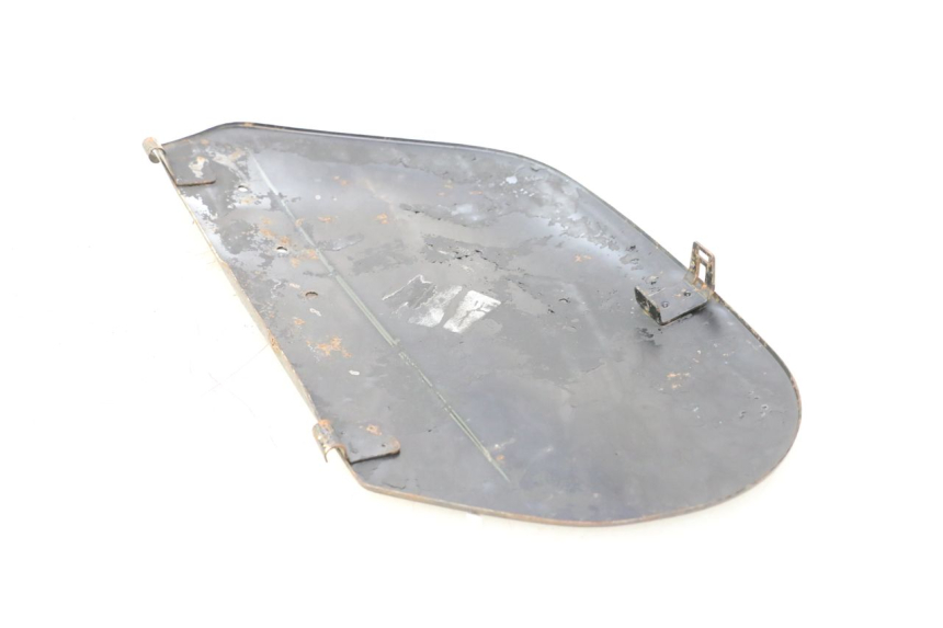 photo de PAINEL LATERAL TRASEIRO ESQUERDO PIAGGIO VESPA PK FL 2T 50 (1990 - 1996) - Ampliação técnica