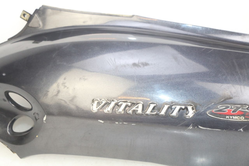 photo de LATERAL TRASEIRO ESQUERDO KYMCO VITALITY 2T 50 (2004 - 2010) - Vista do produto