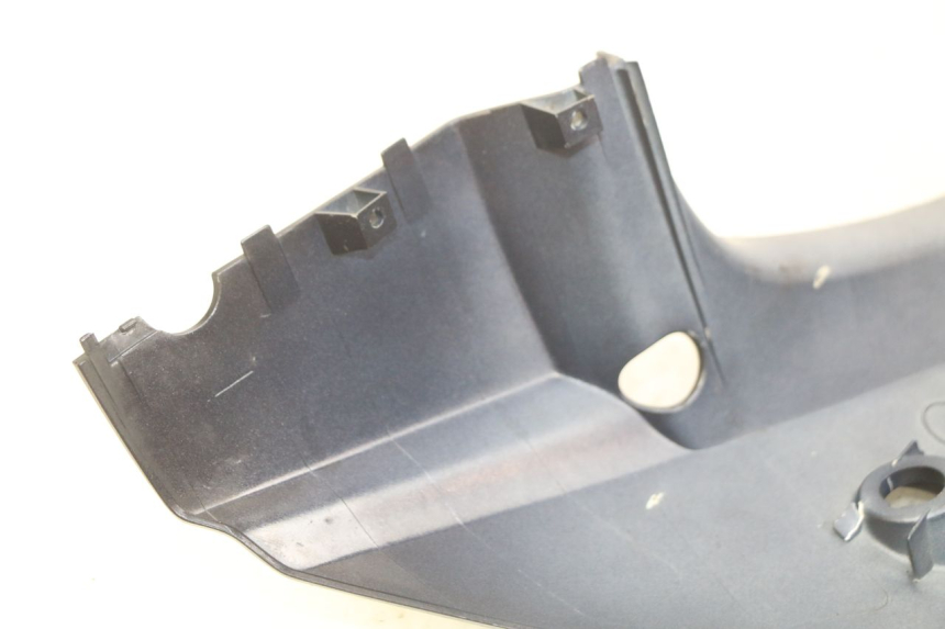 photo de LATERAL TRASEIRO ESQUERDO KYMCO VITALITY 2T 50 (2004 - 2010) - Pontos de fixação