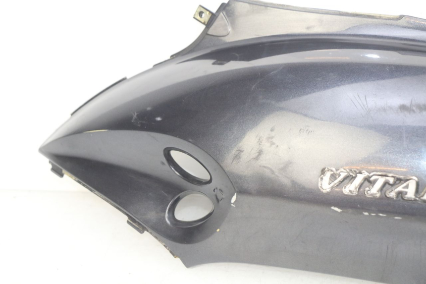 photo de LATERAL TRASEIRO ESQUERDO KYMCO VITALITY 2T 50 (2004 - 2010) - Marcações e referências