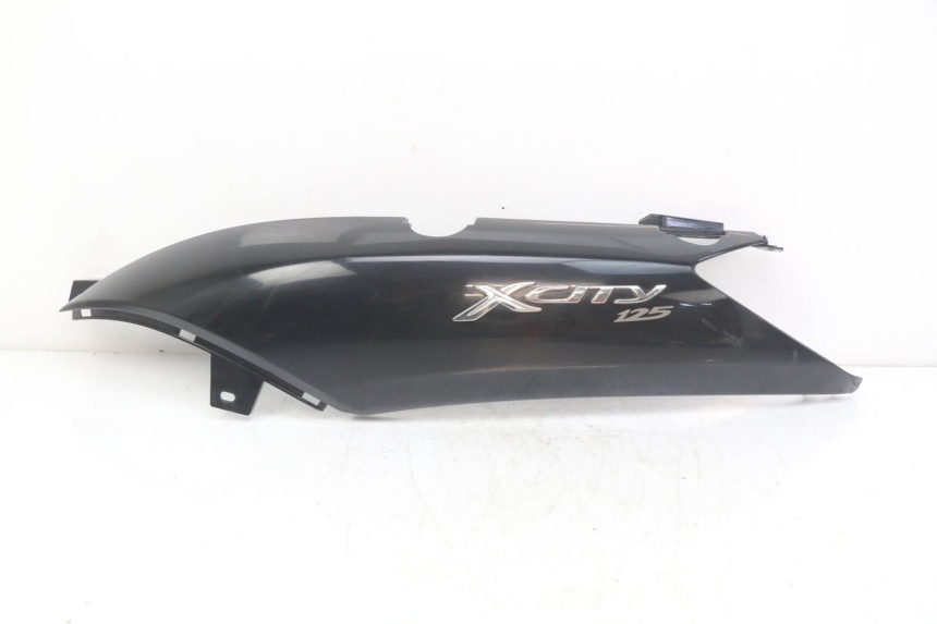 photo de LATERAL TRASEIRO ESQUERDO YAMAHA X-CITY XCITY 125 (2007 - 2013) - Vista principal