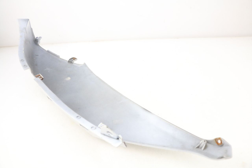photo de LATERAL TRASEIRO ESQUERDO YAMAHA XMAX X-MAX 125 (2006 - 2009) - Detalhe da peça