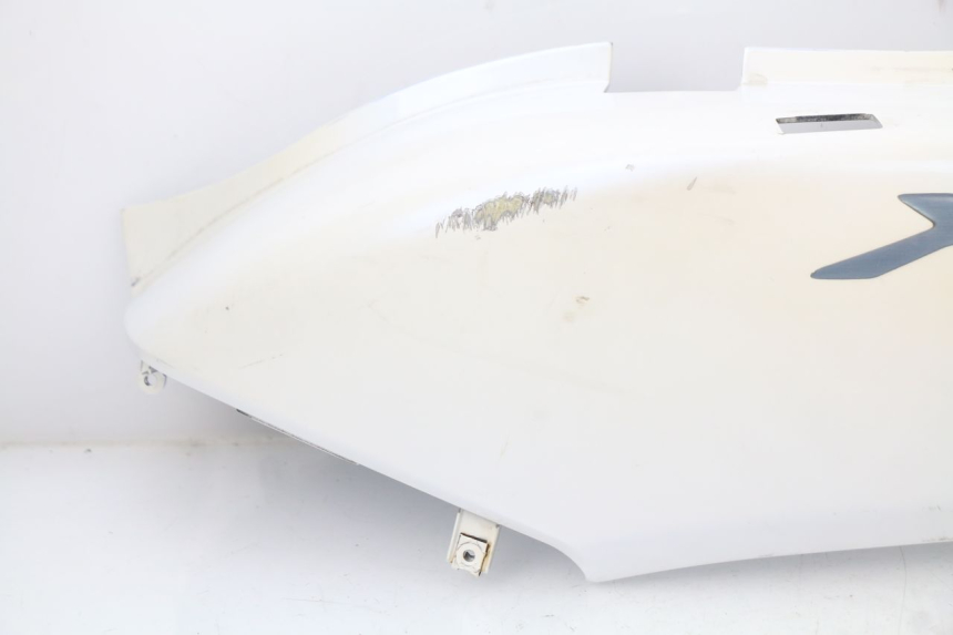 photo de LATERAL TRASEIRO ESQUERDO YAMAHA XMAX X-MAX 125 (2006 - 2009) - Estado da superfície