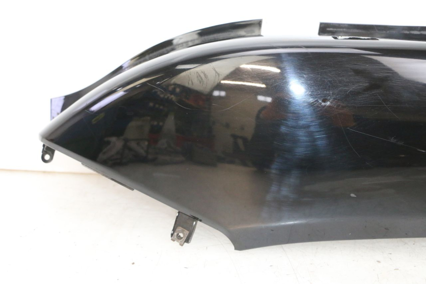 photo de LATERAL TRASEIRO ESQUERDO YAMAHA XMAX X-MAX 125 (2006 - 2009) - Ampliação dos componentes