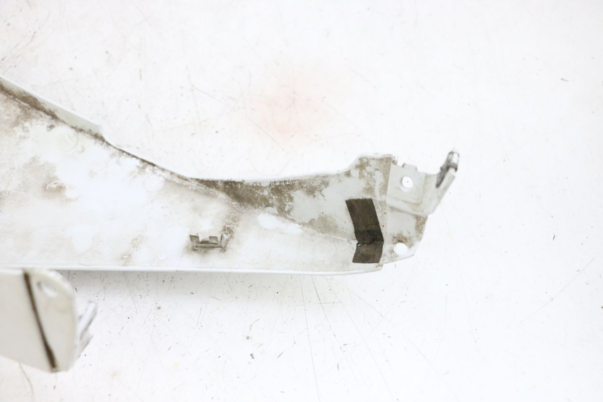 photo de LATERAL TRASEIRO ESQUERDO YAMAHA X-MAX XMAX 125 (2010 - 2013) - Detalhe da peça