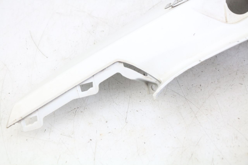 photo de LATERAL TRASEIRO ESQUERDO KYMCO X-TOWN XTOWN 125 (2016 - 2021) - Pontos de fixação
