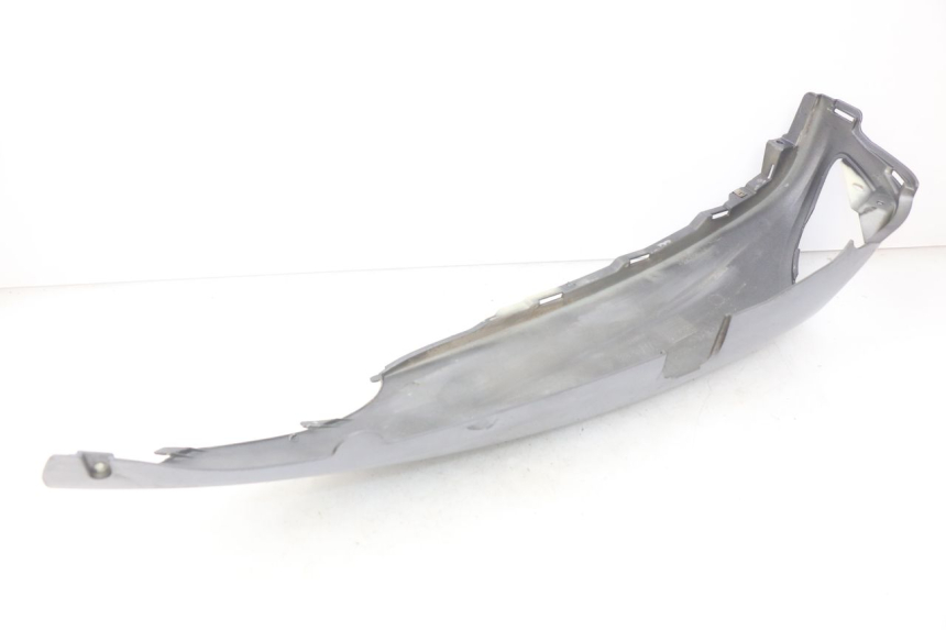 photo de LATERAL TRASEIRO ESQUERDO PIAGGIO X9 EVOLUTION 125 (2003 - 2007) - Detalhe da peça