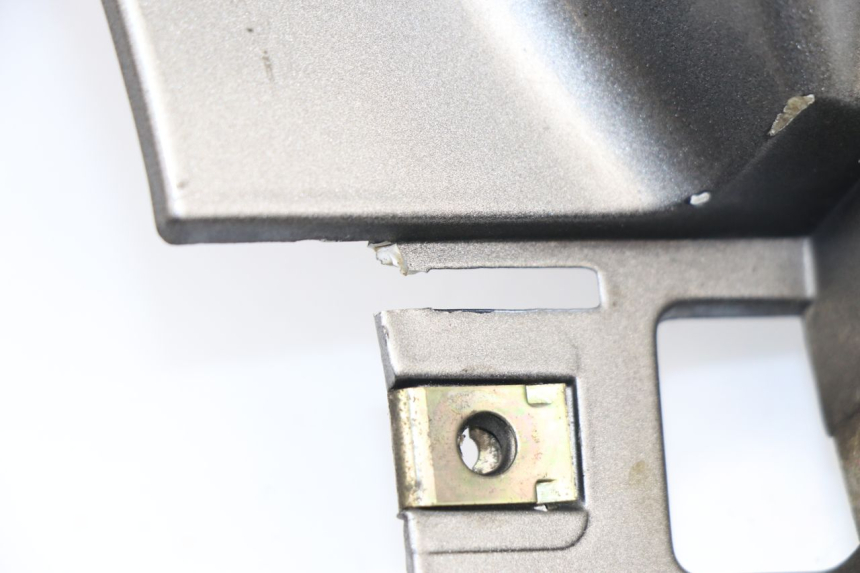 photo de LATERAL TRASEIRO ESQUERDO KYMCO XCITING 500 (2007 - 2010) - Detalhe da peça