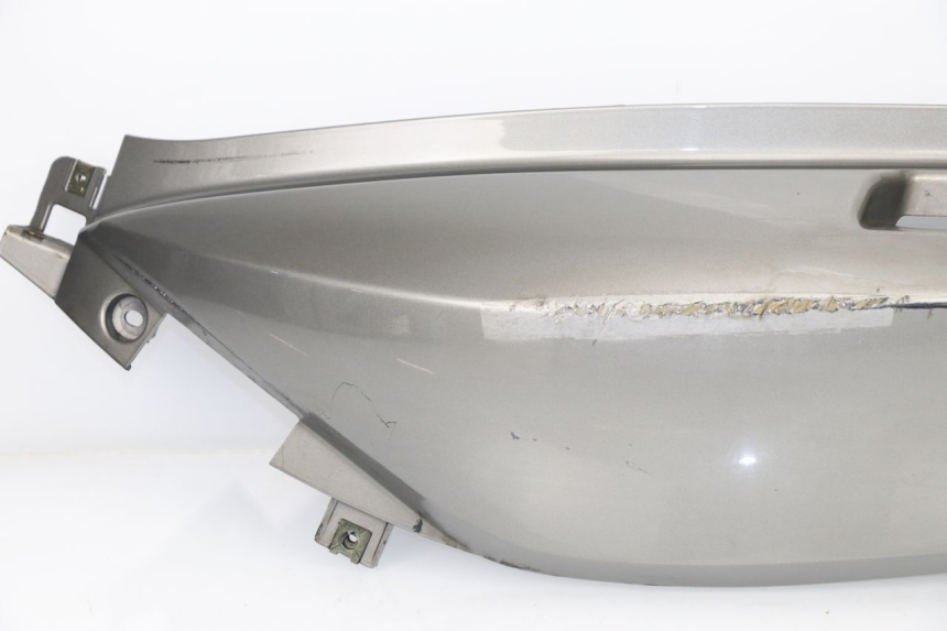 photo de LATERAL TRASEIRO ESQUERDO KYMCO XCITING 500 (2007 - 2010) - Pontos de fixação