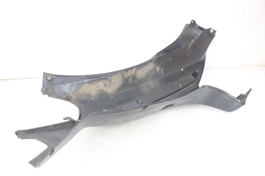 photo de LATERAL TRASEIRO ESQUERDO PIAGGIO XEVO - X EVO 125 (2007 - 2017) - Detalhe da peça