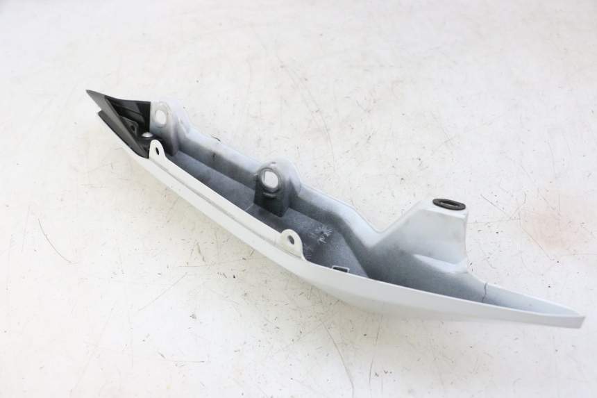 photo de LATERAL TRASEIRO ESQUERDO YAMAHA XJ6 ABS 600 (2008 - 2016) - Vista geral