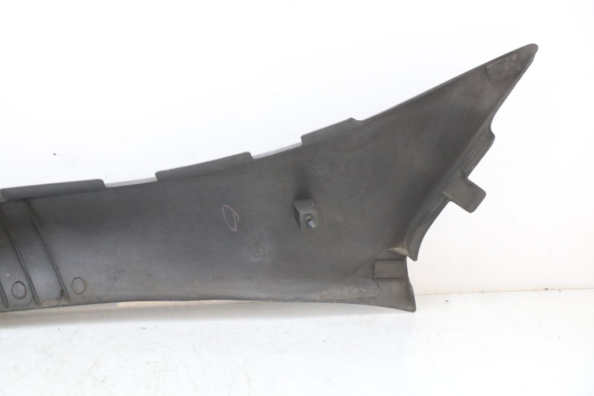 photo de LATERAL TRASEIRO ESQUERDO YAMAHA XJ600 XJ DIVERSION 600 (1992 - 1997) - Detalhe da peça