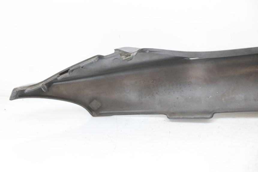 photo de LATERAL TRASEIRO ESQUERDO YAMAHA XJ600 XJ DIVERSION 600 (1992 - 1997) - Zoom do estado de desgaste