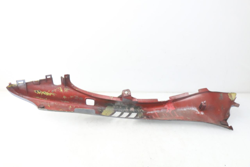 photo de LATERAL TRASEIRO ESQUERDO YAMAHA XJN XJ N DIVERSION 600 (1994 - 1997) - Detalhe da peça