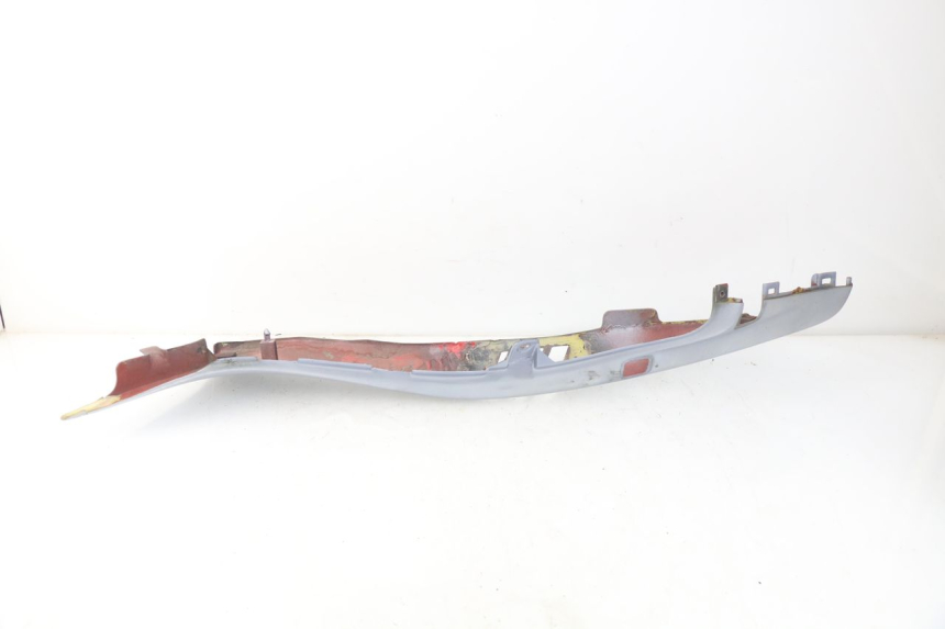 photo de LATERAL TRASEIRO ESQUERDO YAMAHA XJN XJ N DIVERSION 600 (1994 - 1997) - Zoom do estado de desgaste