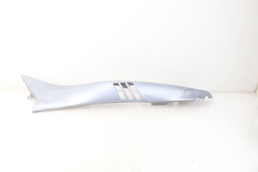 photo de LATERAL TRASEIRO ESQUERDO YAMAHA XJN XJ N DIVERSION 600 (1994 - 1997) - Outro ângulo de visão
