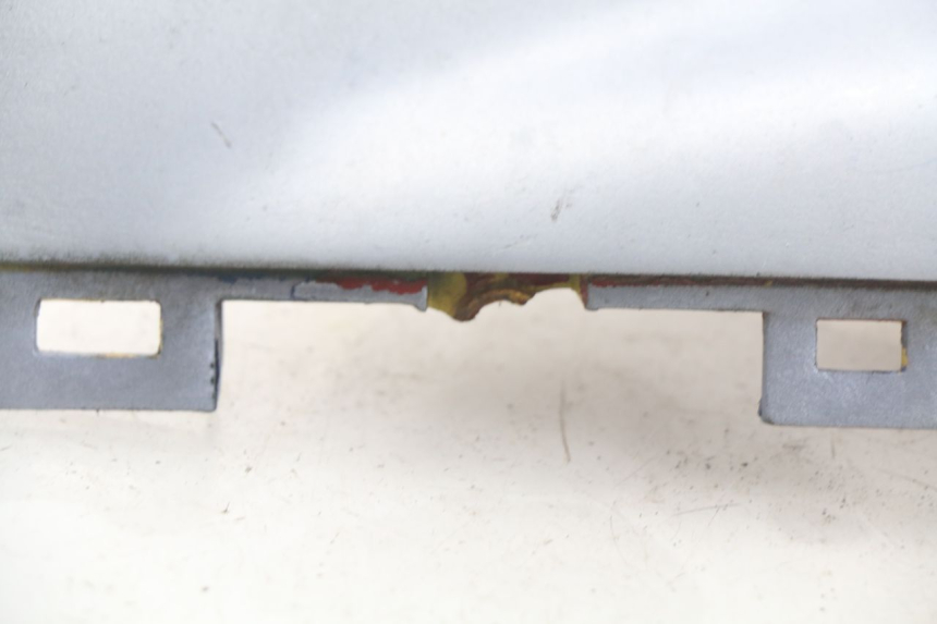 photo de LATERAL TRASEIRO ESQUERDO YAMAHA XJN XJ N DIVERSION 600 (1994 - 1997) - Ampliação técnica