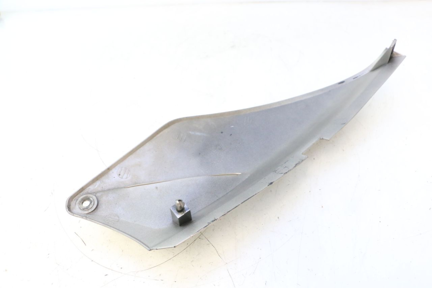 photo de LATERAL TRASEIRO ESQUERDO HONDA XLV VARADERO 125 (2007 - 2012) - Detalhe da peça