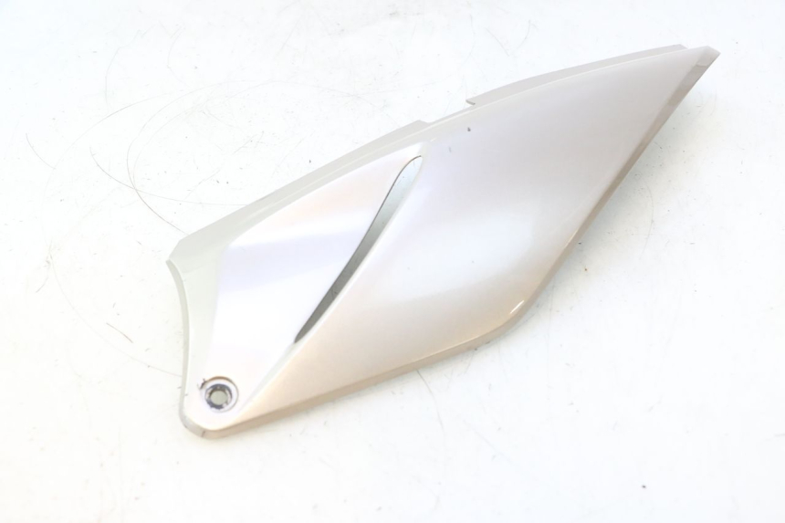 photo de LATERAL TRASEIRO ESQUERDO HONDA XLV VARADERO 125 (2007 - 2012) - Pontos de fixação