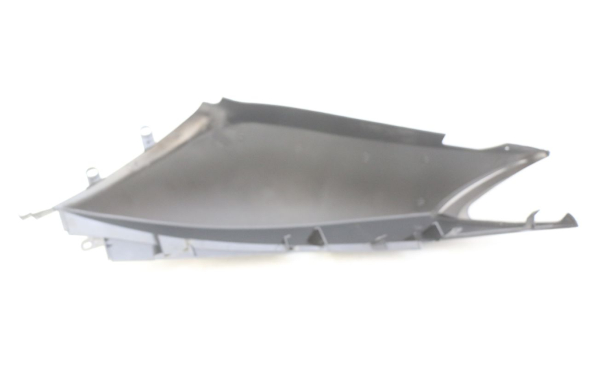 photo de LATERAL TRASEIRO ESQUERDO YAMAHA XP T-MAX TMAX ABS 500 (2004 - 2007) - Detalhe da peça