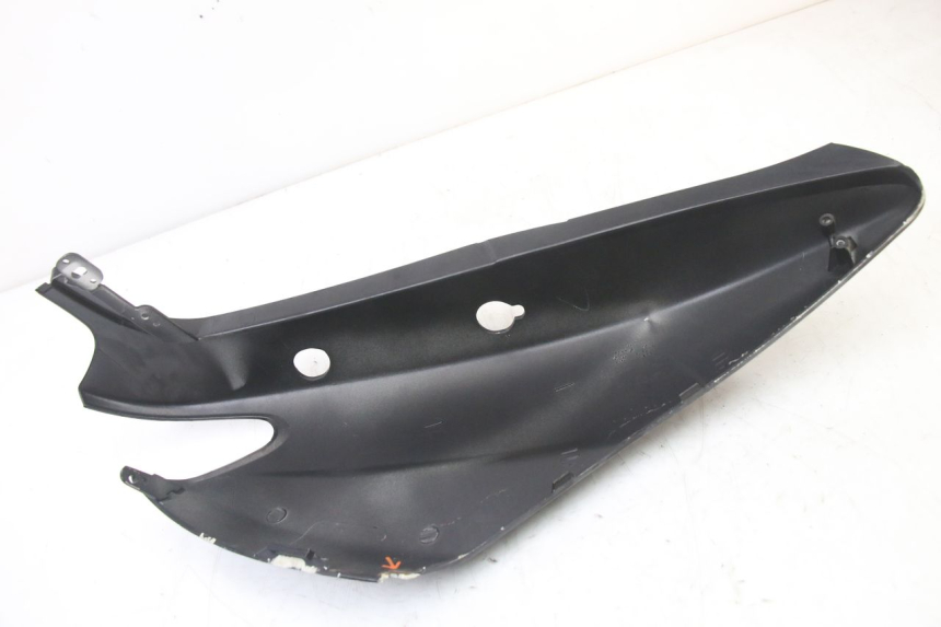 photo de LATERAL TRASEIRO ESQUERDO YAMAHA NEOS NEO'S 4T 50 (2008 - 2016) - Pontos de fixação