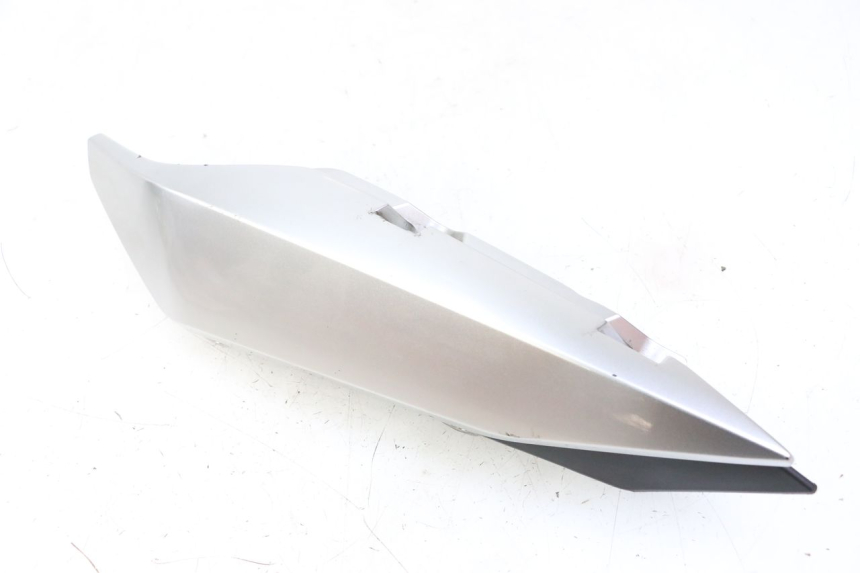photo de LATERAL TRASEIRO ESQUERDO YAMAHA XJ6 600 (2008 - 2016) - Vista principal