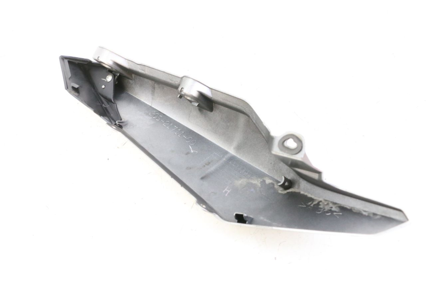 photo de LATERAL TRASEIRO ESQUERDO YAMAHA XJ6 600 (2008 - 2016) - Estado da superfície