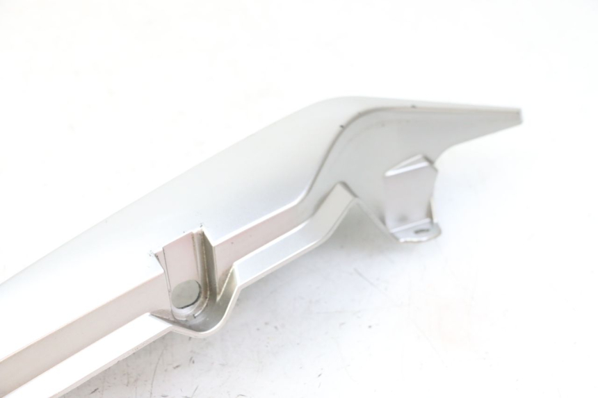 photo de LATERAL TRASEIRO ESQUERDO YAMAHA XJ6 600 (2008 - 2016) - Peça verificada