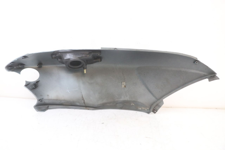 photo de LATERAL TRASEIRO ESQUERDO YAMAHA YP MAJESTY 125 (2002 - 2006) - Marcações e referências