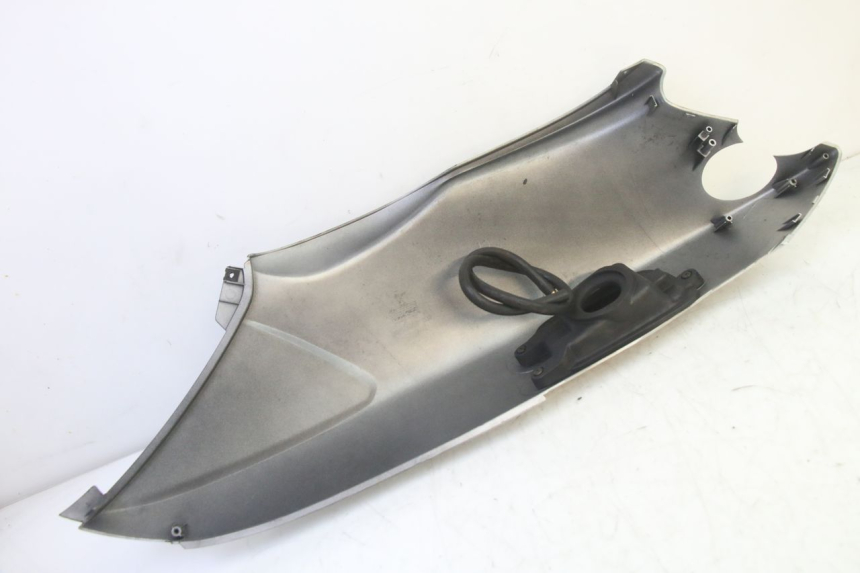 photo de LATERAL TRASEIRO ESQUERDO YAMAHA YP MAJESTY 125 (2002 - 2006) - Peça verificada