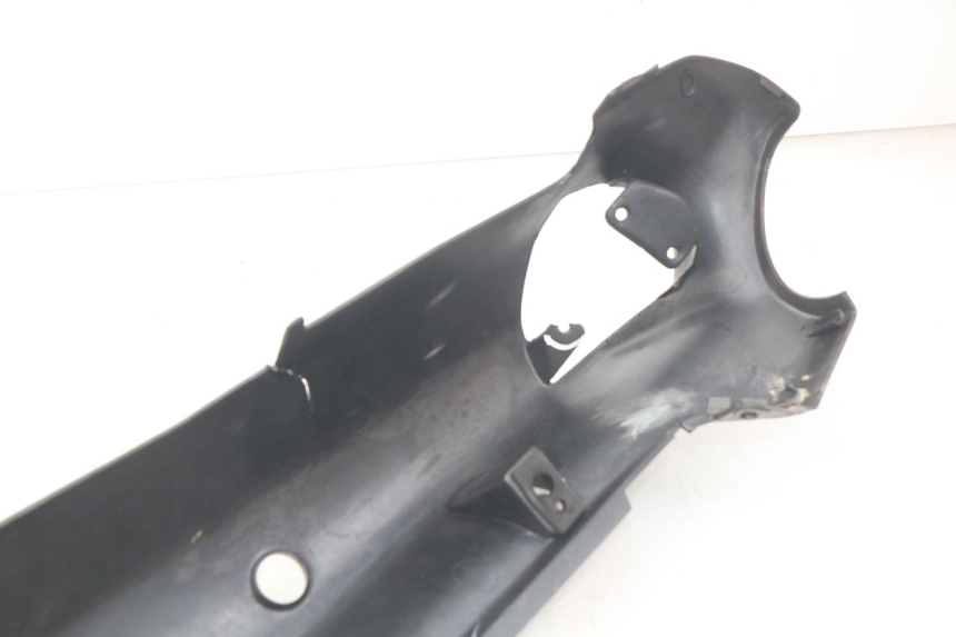 photo de LATERAL TRASEIRO ESQUERDO KAWASAKI ZZR 600 (1995 - 2004) - Outro ângulo de visão