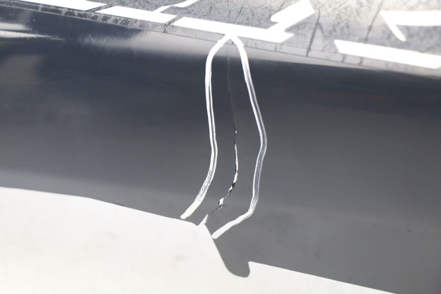 photo de LATERAL TRASEIRO ESQUERDO KAWASAKI ZZR 600 (1995 - 2004) - Peça verificada