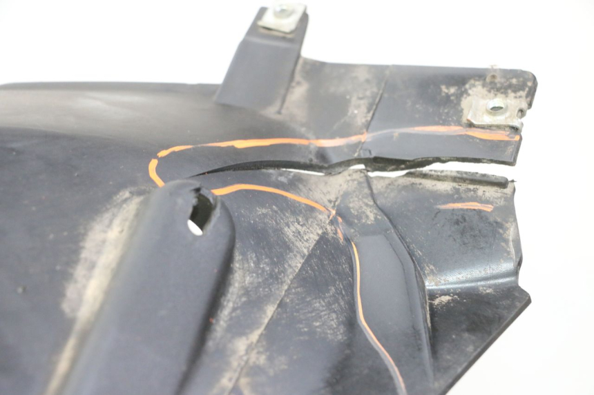 photo de LATERAL DIANTEIRO DIREITO QUADRO 4 4D 350 (2015 - 2018) - Zoom do estado de desgaste