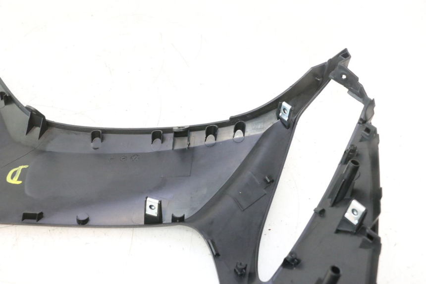 photo de LATERAL DIANTEIRO DIREITO KYMCO AGILITY CITY 16P 125 (2015 - 2024) - Estado da superfície