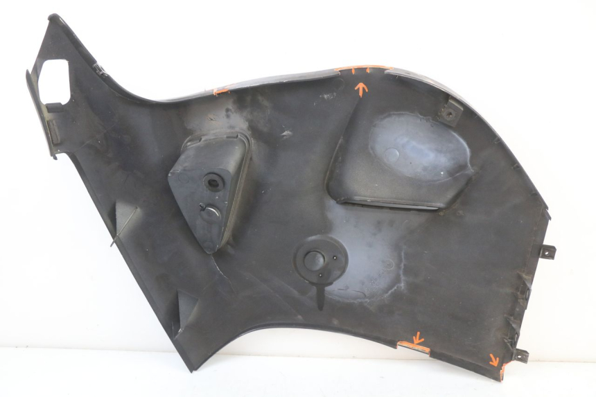 photo de LATERAL DIANTEIRO DIREITO BMW C1 125 (2000 - 2003) - Zoom do estado de desgaste