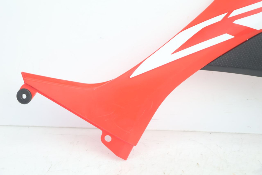 photo de PAINEL LATERAL DIANTEIRO DIREITO HONDA CRF CR-F 125 (2020 - 2021) - Detalhe da peça