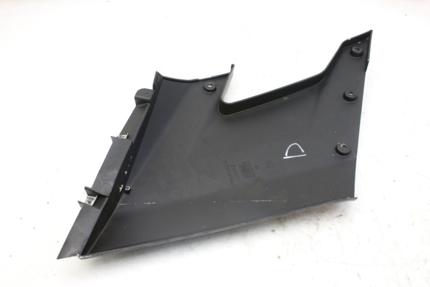 photo de LATERAL DIANTEIRO DIREITO DERBI GPR 50 (2004 - 2009) - Outro ângulo de visão