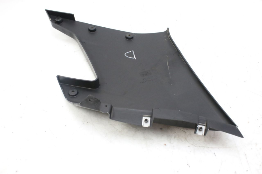 photo de LATERAL DIANTEIRO DIREITO DERBI GPR 50 (2004 - 2009) - Ampliação técnica