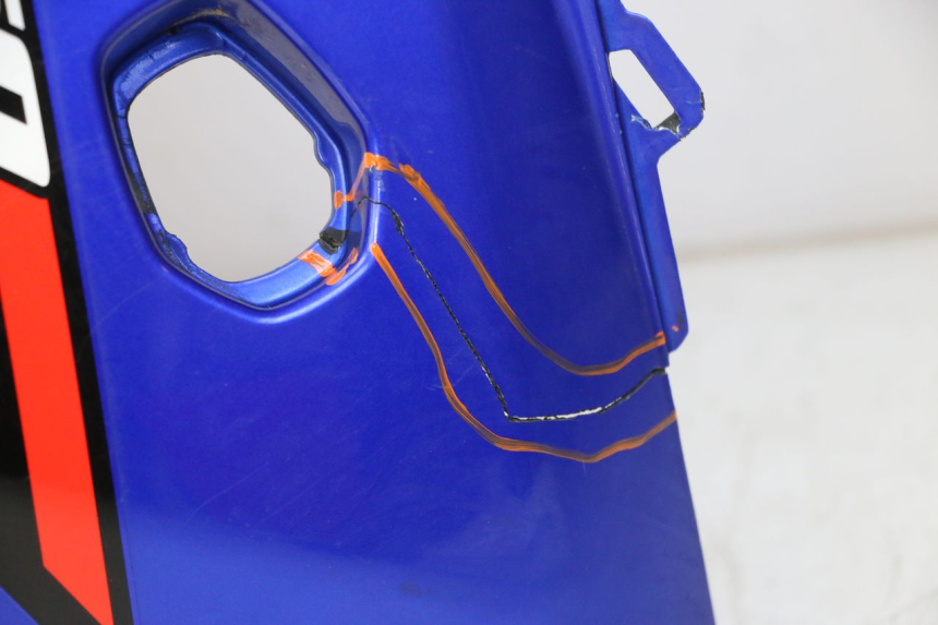 photo de LATERAL DIANTEIRO DIREITO SUZUKI GSX F GSXF 650 (2007 - 2015) - Detalhe da peça