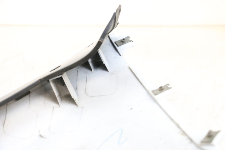 photo de LATERAL DIANTEIRO DIREITO SUZUKI GSXR GSX-R 1000 (2003 - 2004) - Pontos de fixação