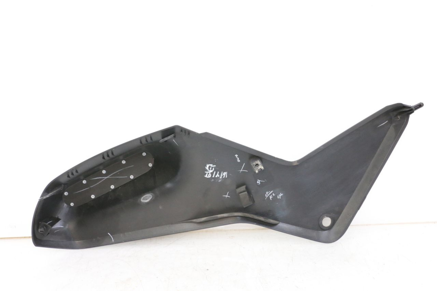 photo de LATERAL DIANTEIRO DIREITO HUSQVARNA SVARTPILEN 401 (2018 - 2023) - Ampliação técnica