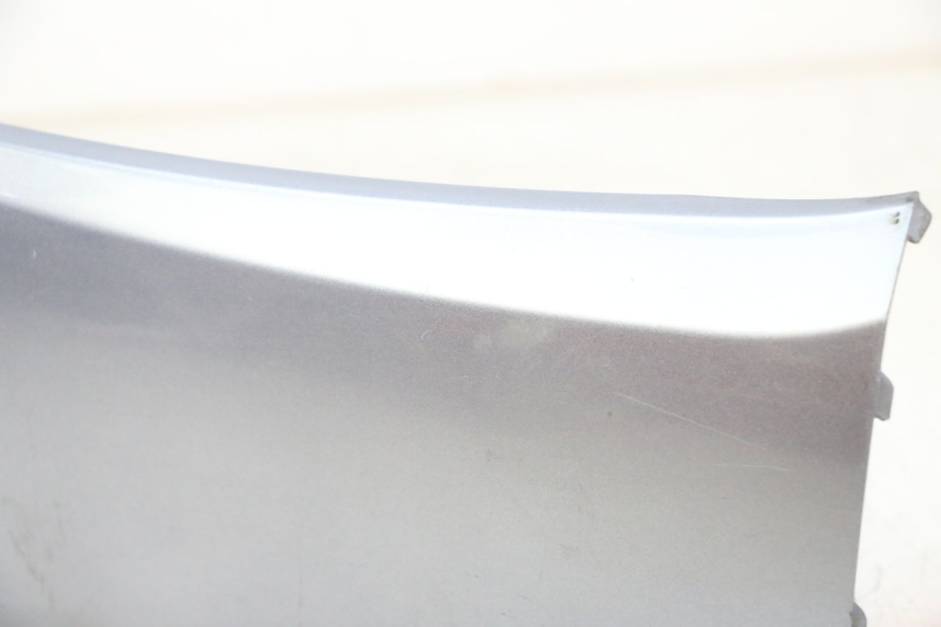 photo de LATERAL DIANTEIRO DIREITO SYM JOYMAX 125 (2010 - 2017) - Estado da superfície