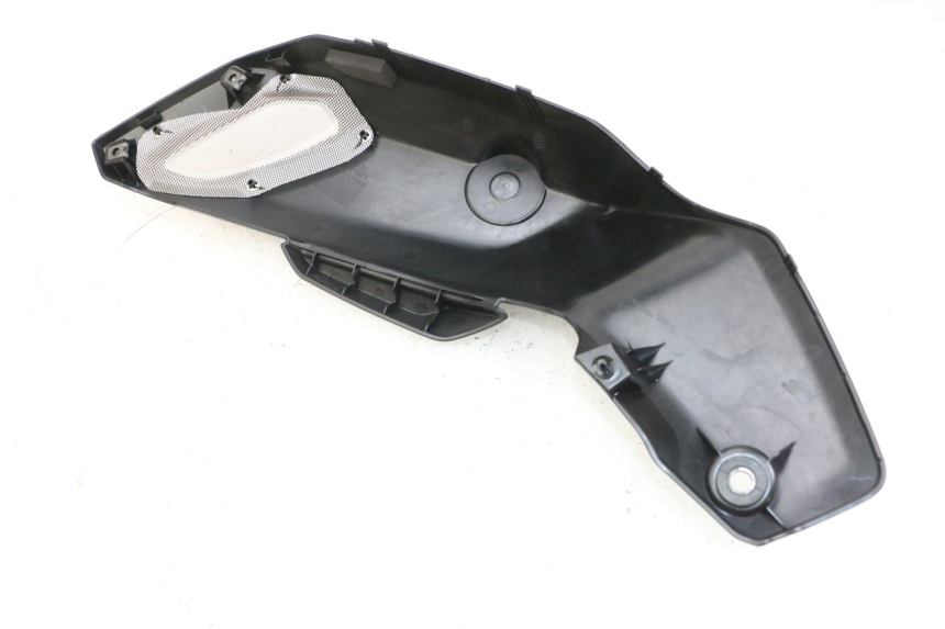 photo de LATERAL DIANTEIRO DIREITO YAMAHA MT-07 MT07 ABS 700 (2018 - 2020) - Outro ângulo de visão