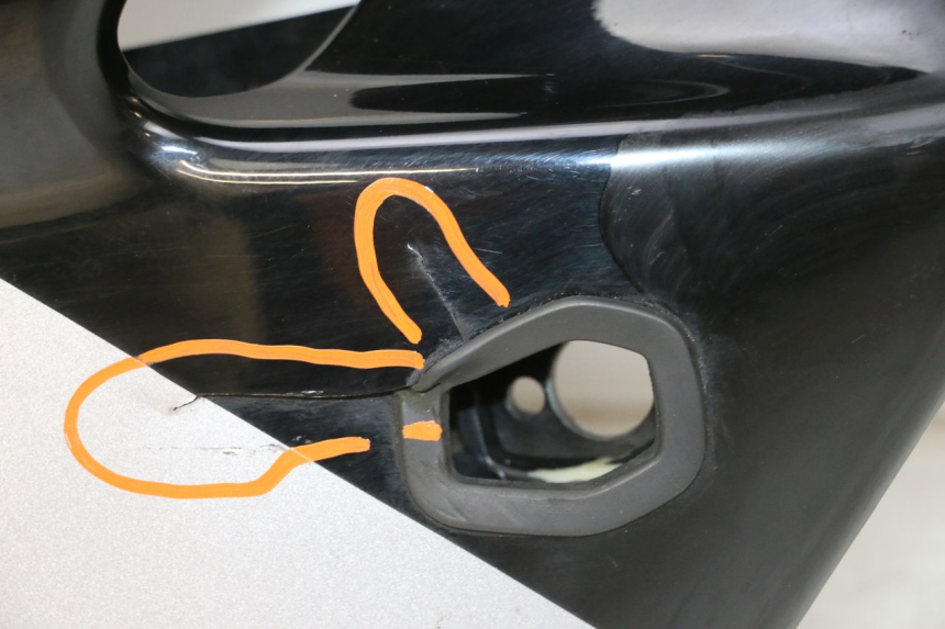 photo de LATERAL DIANTEIRO DIREITO HONDA NSR R 125 (1994 - 2003) - Zoom do estado de desgaste