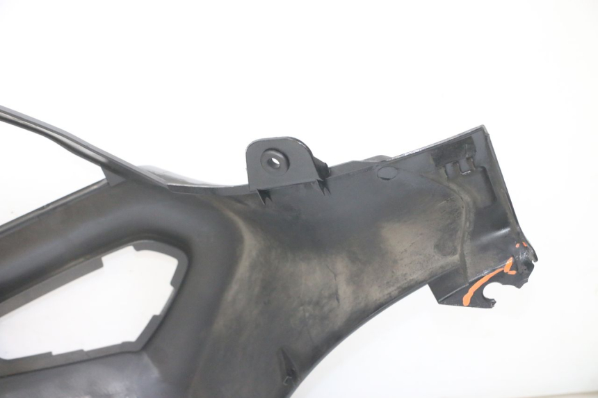 photo de LATERAL DIANTEIRO DIREITO HONDA NTV DEAUVILLE ABS 700 (2007 - 2016) - Detalhes característicos
