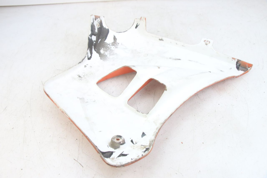 photo de LATERAL DIANTEIRO DIREITO GILERA RK 50 (1996 - 1999) - Pontos de fixação
