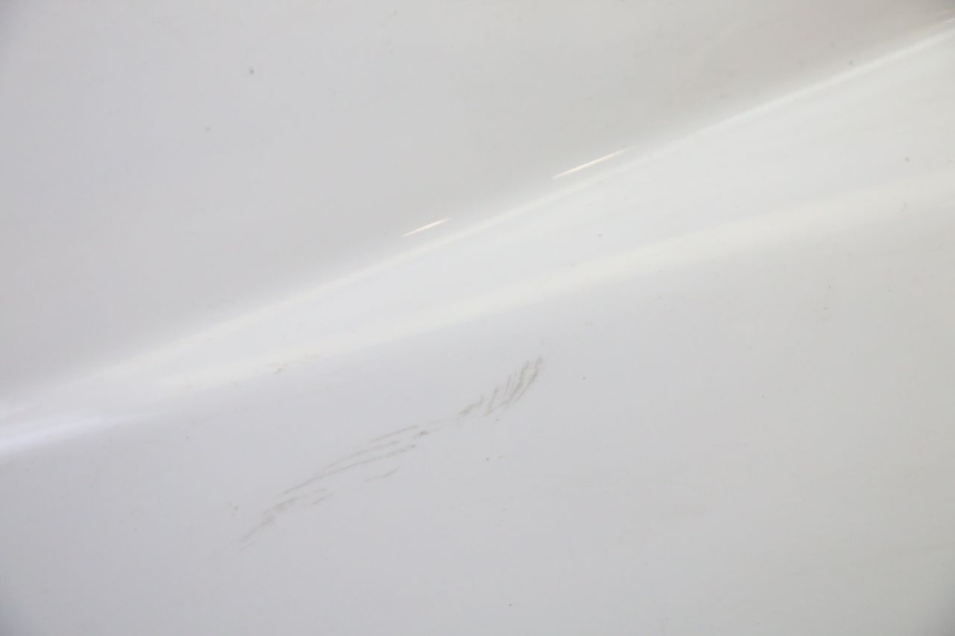 photo de LATERAL DIANTEIRO DIREITO PEUGEOT SATELIS 125 (2010 - 2012) - Zoom do estado de desgaste
